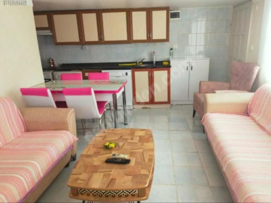 Beyaz Apart Pansiyon Çeşme Exterior foto