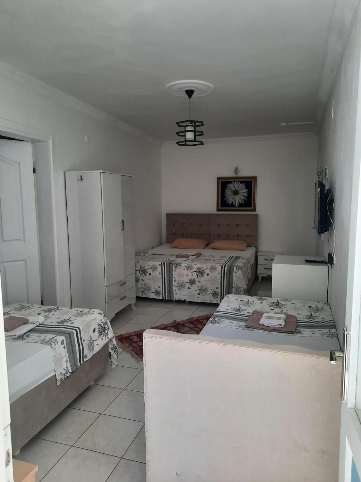 Beyaz Apart Pansiyon Çeşme Exterior foto